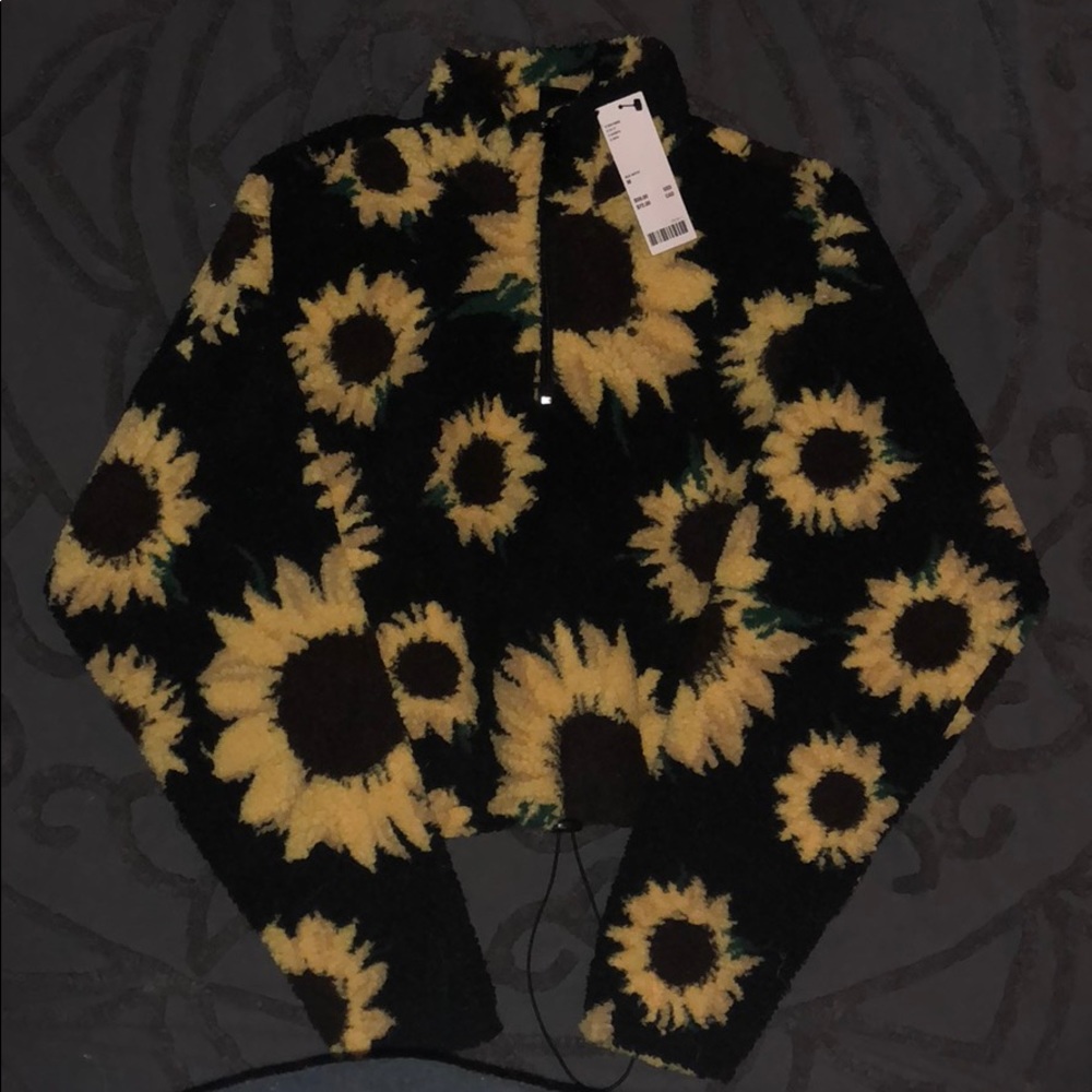 Woman’s half zip sweater